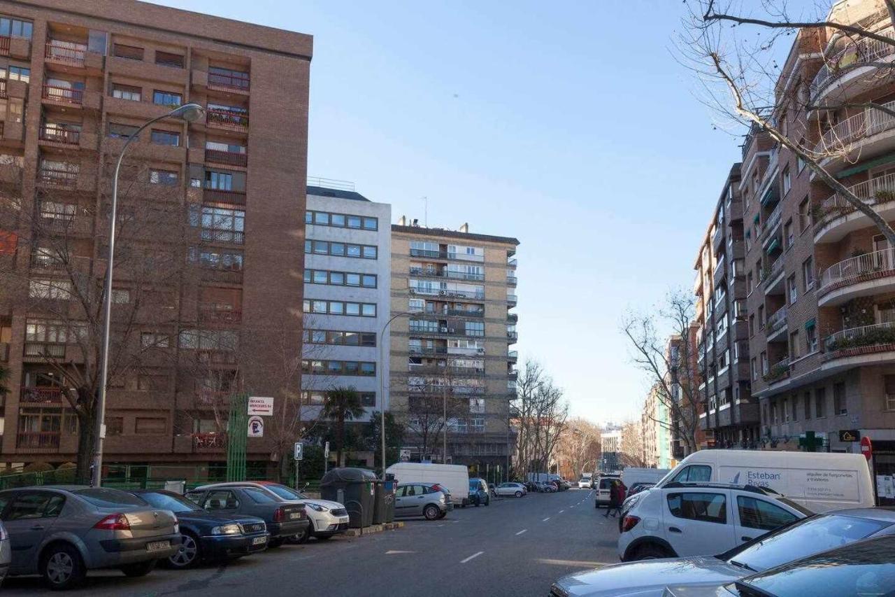 Apartamento Lujo Castellana Chamartin Apartment Madrid Exterior photo